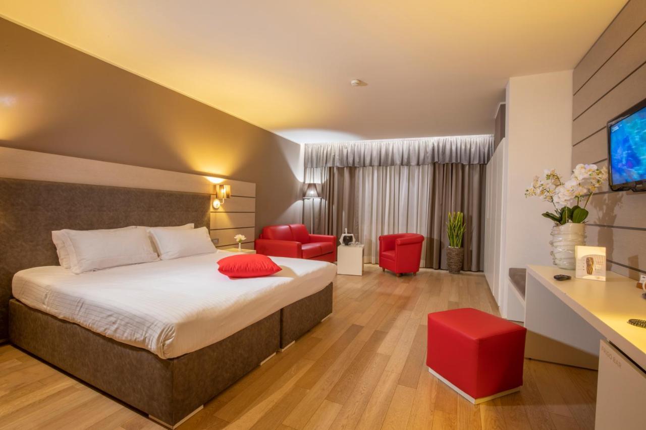 Hotel Glamour Bassano del Grappa Luaran gambar
