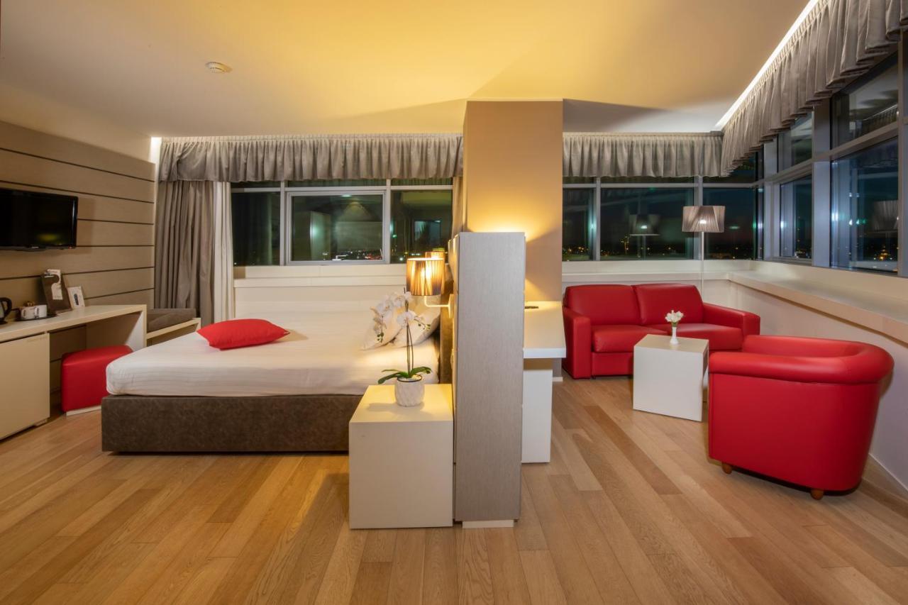 Hotel Glamour Bassano del Grappa Luaran gambar