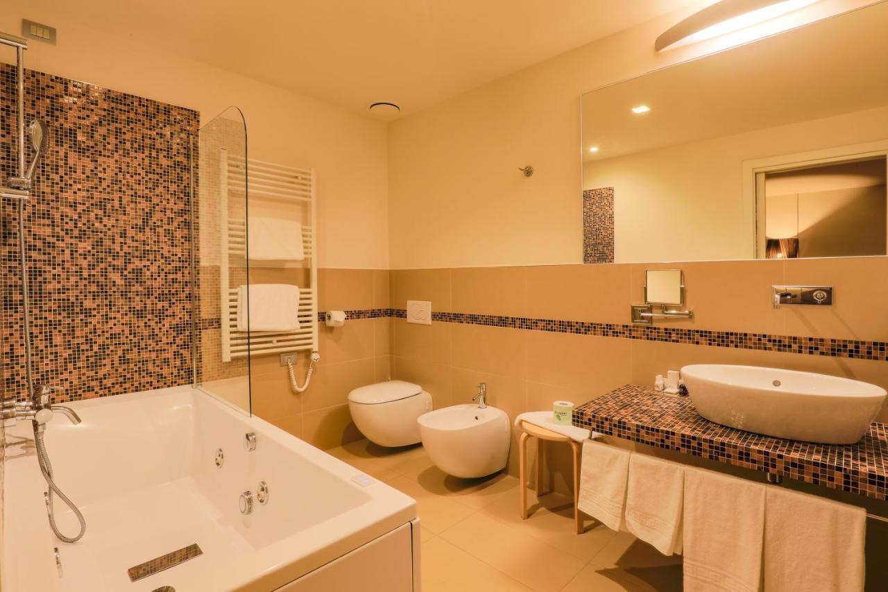 Hotel Glamour Bassano del Grappa Luaran gambar