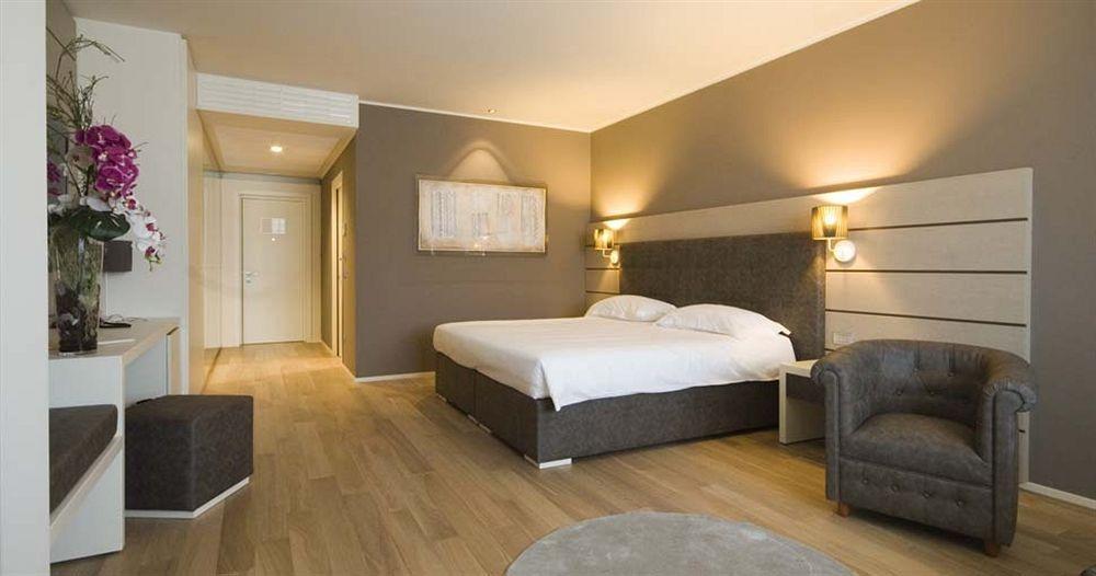 Hotel Glamour Bassano del Grappa Luaran gambar